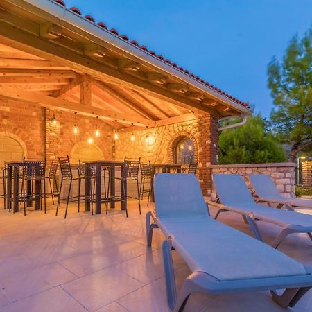 Palace Paulina Luxury Residence Novi Vinodolski Exterior foto