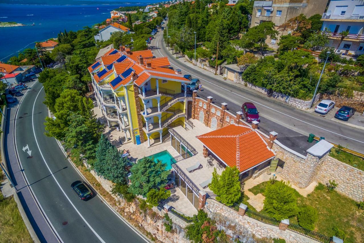 Palace Paulina Luxury Residence Novi Vinodolski Exterior foto